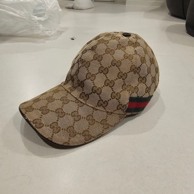 구찌 모자 볼캡 (매장판)