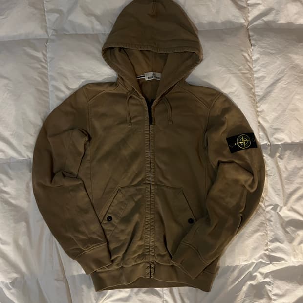 STONE ISLAND