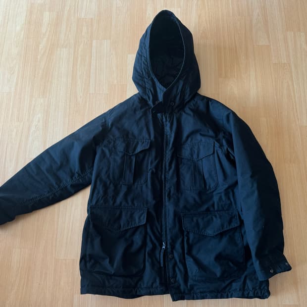 유니클로 엔지니어드가먼츠 자켓 판매해요