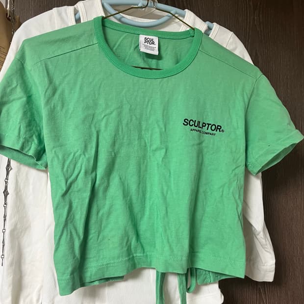 스컬프터 백트임 티