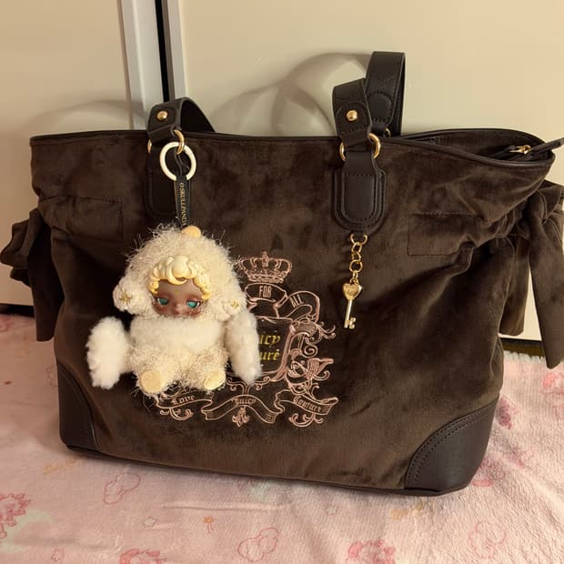 [재입고✨] 쥬시꾸뛰르 벨벳 토트백 대대장