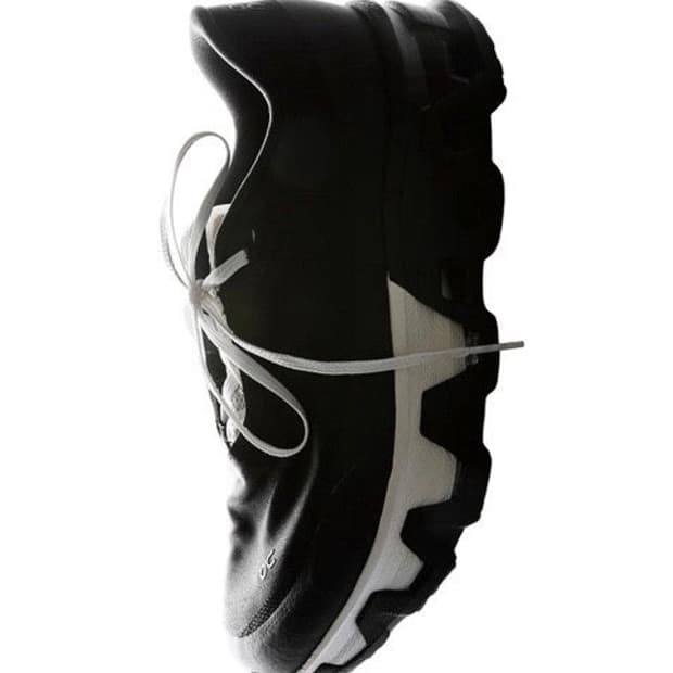 (280)온러닝 파프 클라우드몬스터 하이퍼 블랙 판매합니다