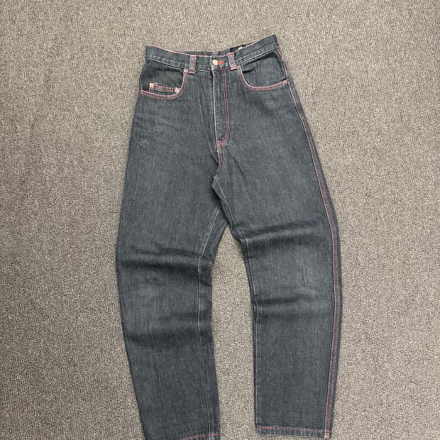 OS)Japanese vintage 레드 스티치 포인트 흑청 데님팬츠