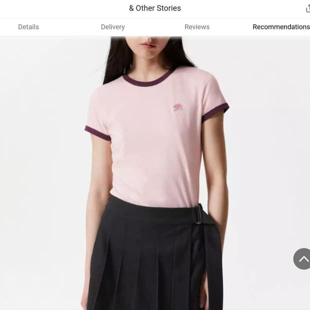 엔아더스토리즈 플라워 자수 반팔 티셔츠 XS