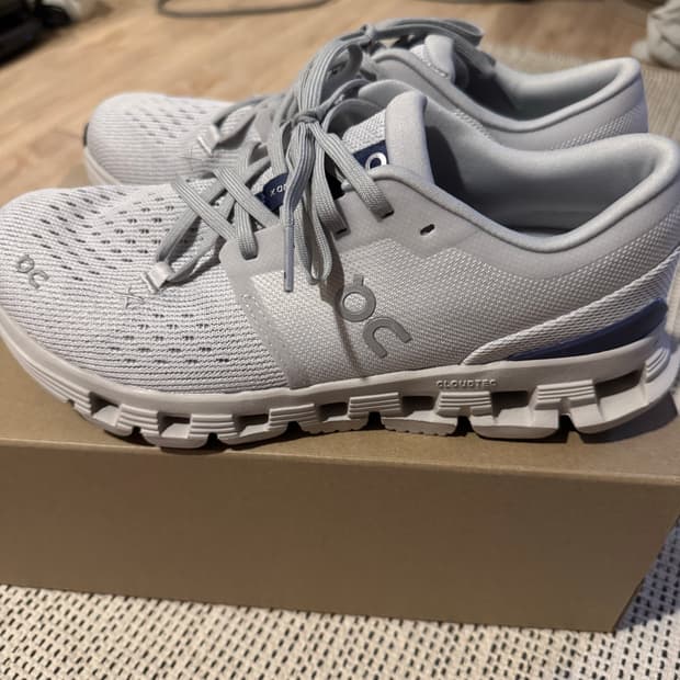 온러닝 클라우드x4 