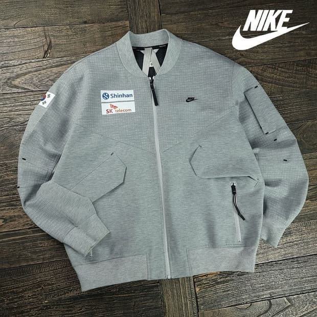 [나이키] 스폰서 태크팩 봄버 자켓 M19146