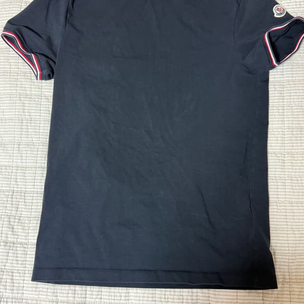 몽클레어 슬림핏 반팔 네이비