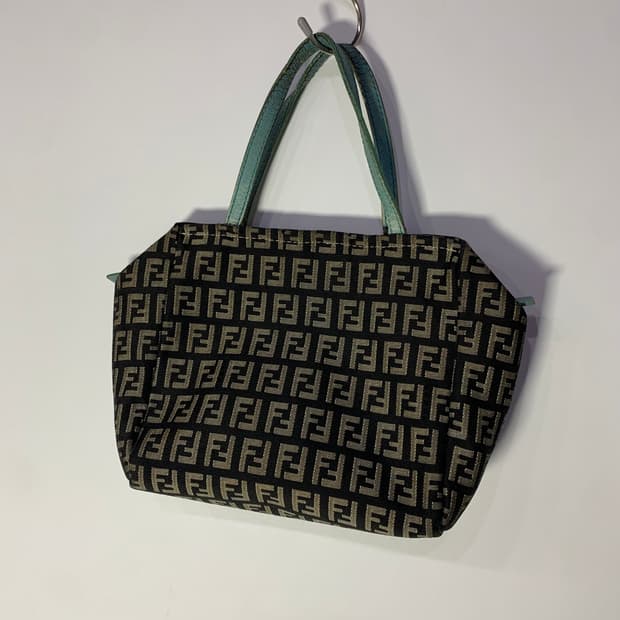 펜디 FF 로고 캔버스백