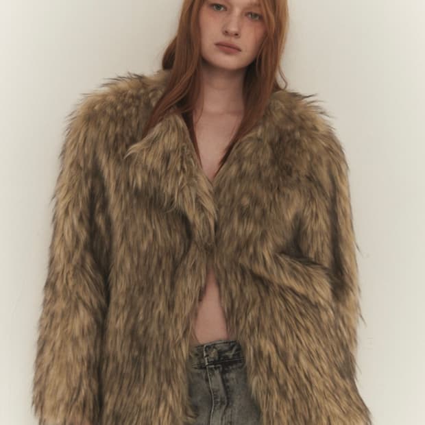 도드 dode 퍼자켓 EMMA FAUX FUR JACKET