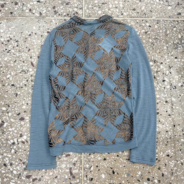 와이즈 플로럴 패턴 백 니트 탑