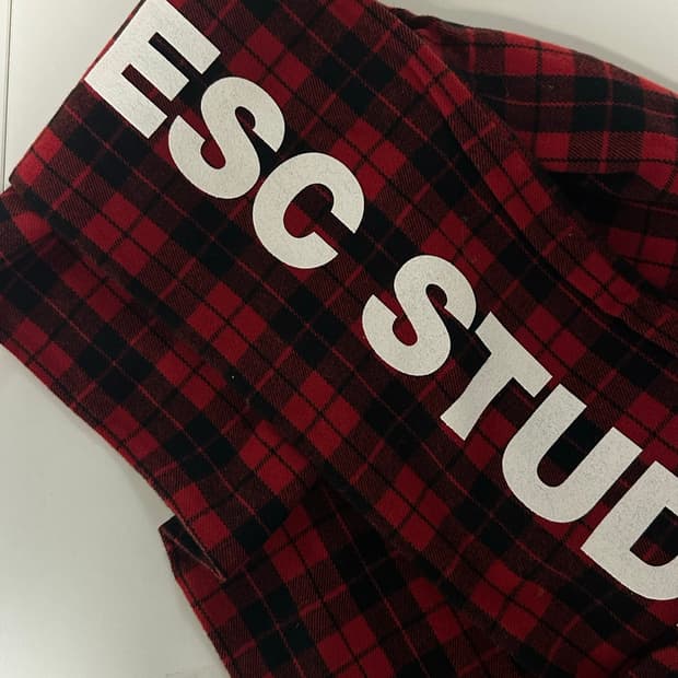 ESC STUDIO 레드 체크 후드 머플러