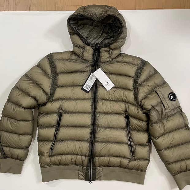 CP컴퍼니 DD쉘 디디쉘 경량패딩 XL 새상품 판매