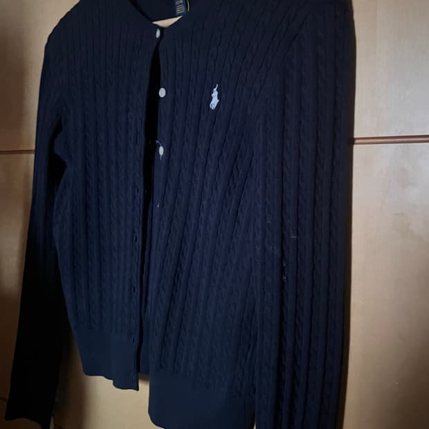 폴로 가디건