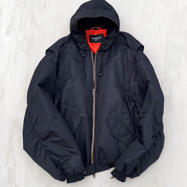 BALENCIAGA