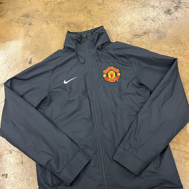 [ 정품/XS ] 나이키 스우시 맨체스터 유나이티드 스톰핏 바람막이 자켓