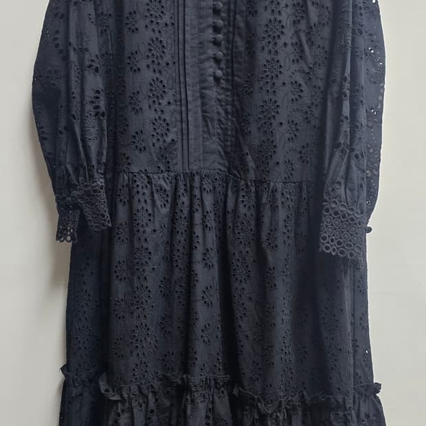 칼라거펠트 레이스 펀칭 롱 원피스 66