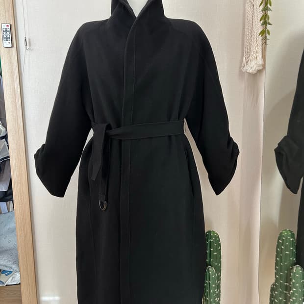 TIME 케시미어 블랙 코트