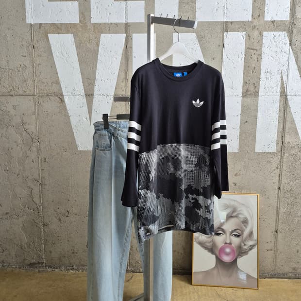 아디다스 삼선 블랙 긴팔 티셔츠(TS