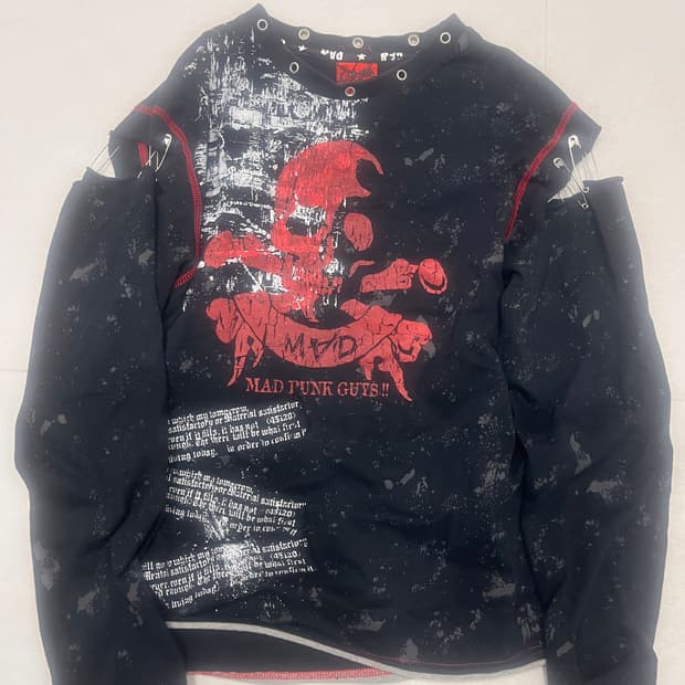 madpunks 매드펑크 맨투맨 롱슬리브 고스펑크