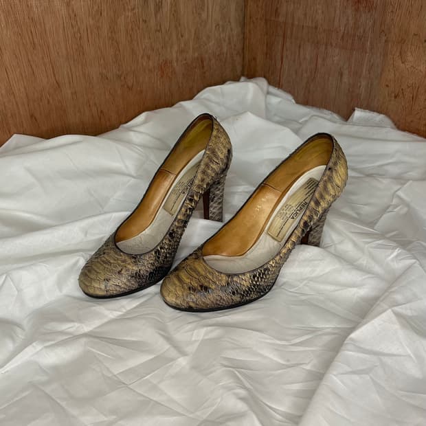 메종 마르틴 마르지엘라 레플리카 파이톤 레더 펌프스