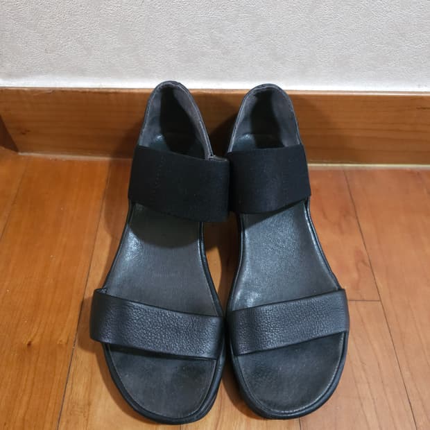 캠퍼 샌들 225
