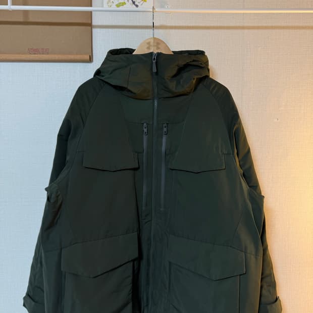 [XL]유니클로 x 화이트마운티니어링 하이브리드 다운 자켓