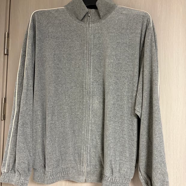 Standalone 스탠드얼론 벨벳 집업