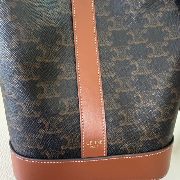 셀린느 트리오페 버킷백 스몰 