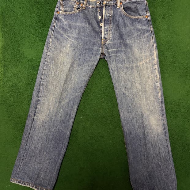 32) 리바이스 501 