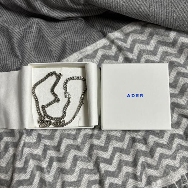 아더에러 스텔라 목걸이