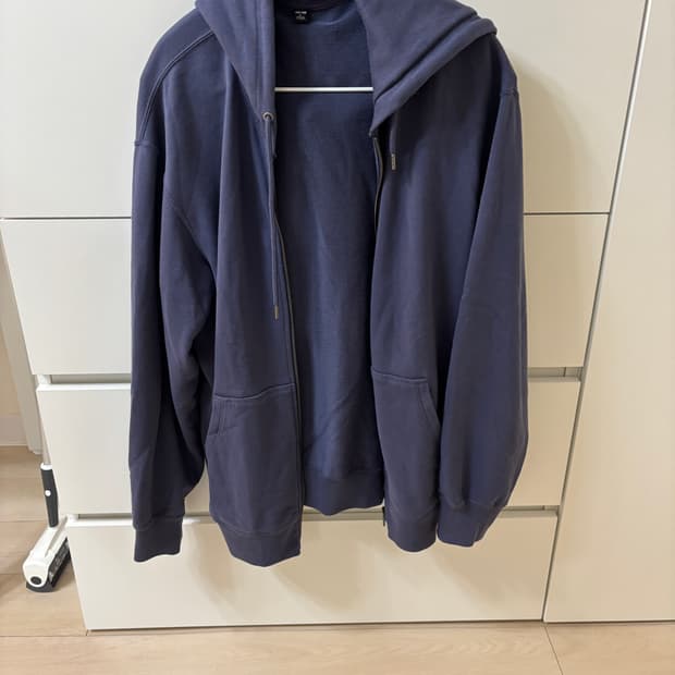 유니클로 후드집업 네이비 L사이즈 