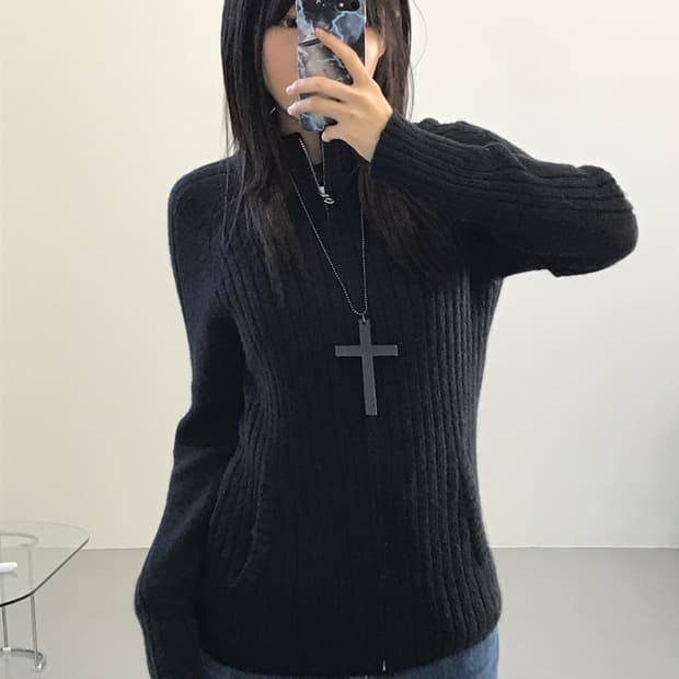 Uniqlo Acrylic Knit Zip Up