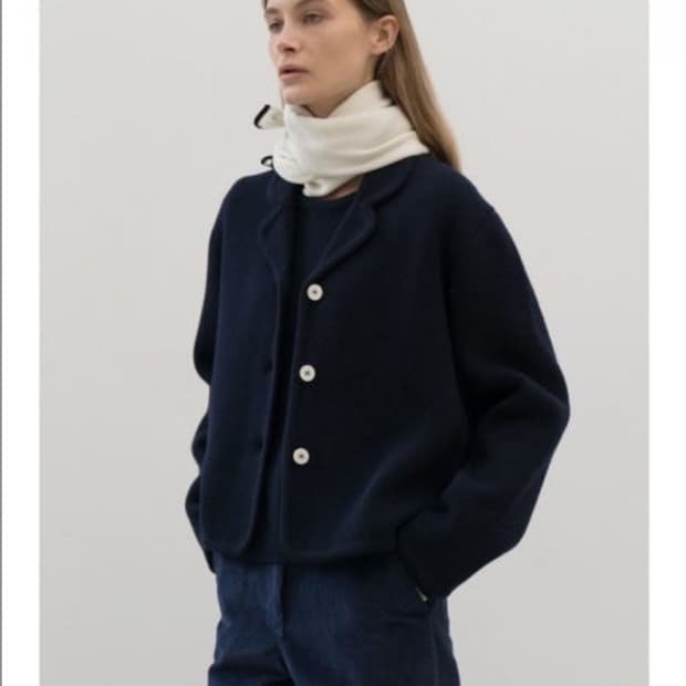 moondal collar knit navy 
