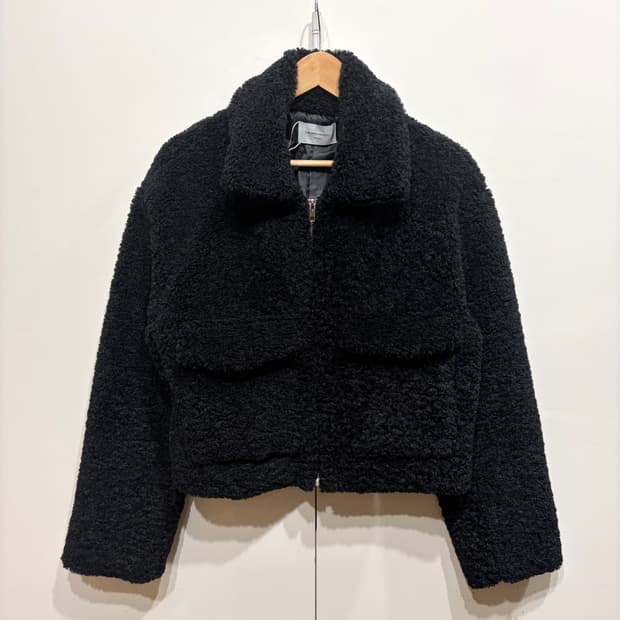 더오픈프로덕트 뽀글이 퍼 자켓