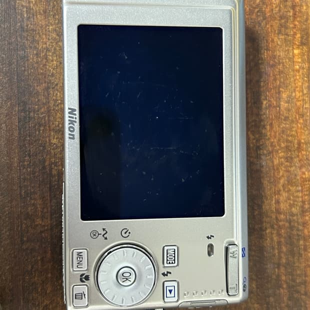 니콘 쿨픽스s500