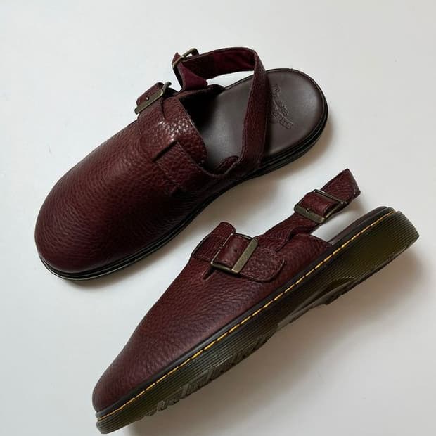 닥터마틴 가죽 리바이브 조지 샌들 Q1407