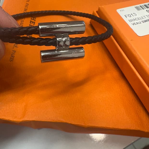 에르메스 투니스 트레쎄 T4