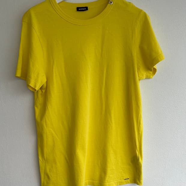 빈티지 디젤 금속 장식 디테일 티셔츠 S추정 Yellow