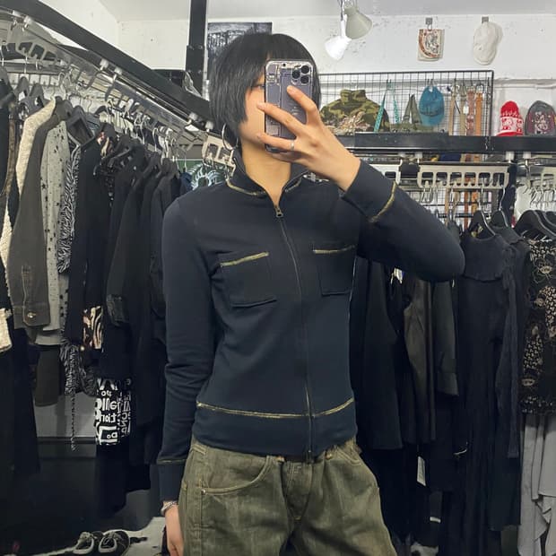 Link it all 금사 디테일 하이넥 포켓 집업