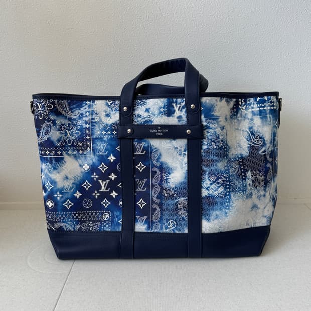 루이비통 모노그램 반다나 토트백