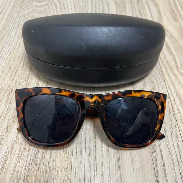 호피 무늬 선글라스