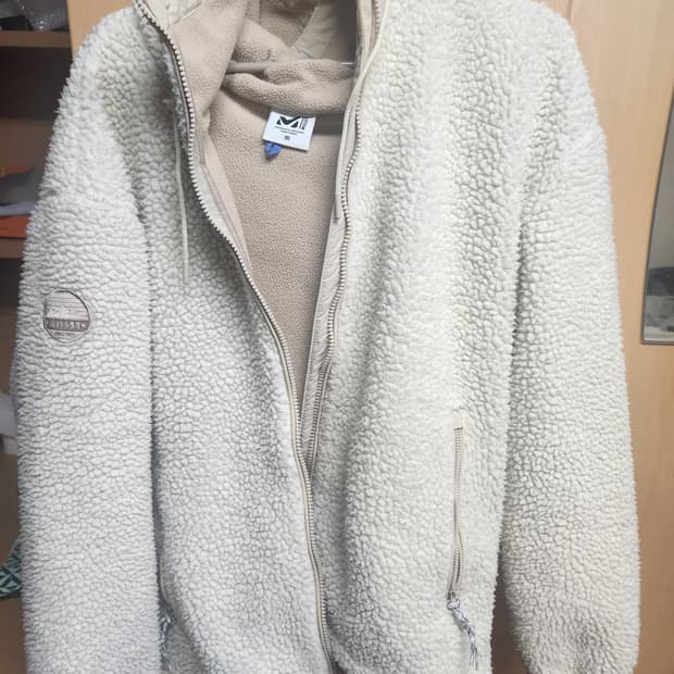 밀레 후리스 아이보리 95