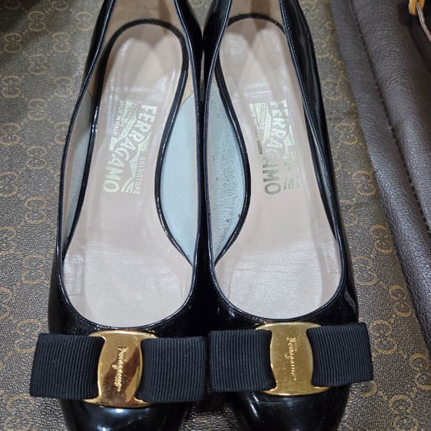 페라가모 바라 슈즈