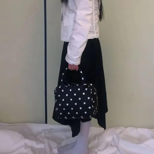 피치바스켓마켓 도트백 블랙