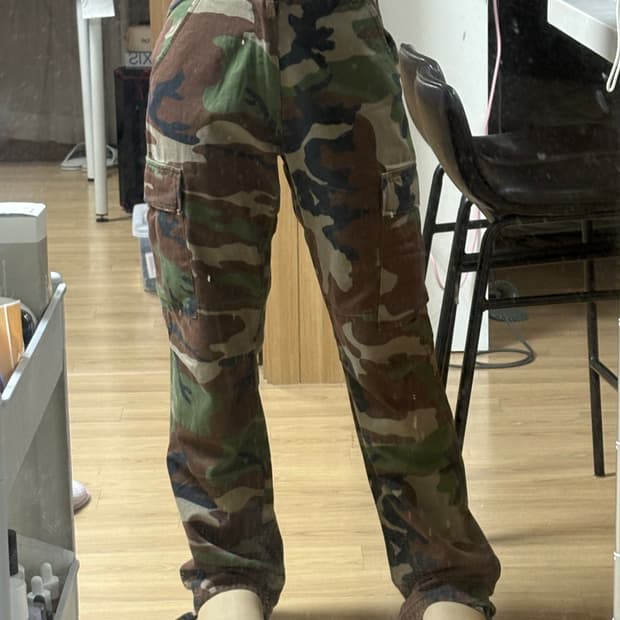 택있는 새제품) 브랜디멜빌 카모 카고바지