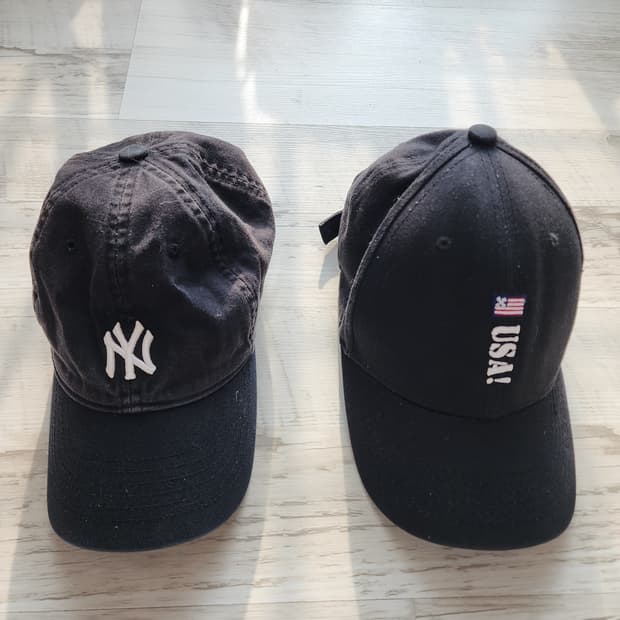 블랙 볼캡 2개 일괄 팜. (MLB&그루브라임) 여성 야구 모자