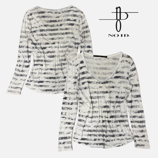 grunge stripe v-neck t-shirt