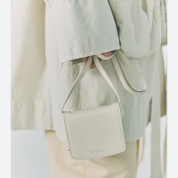 로우클래식 스트랩 카드 지갑 