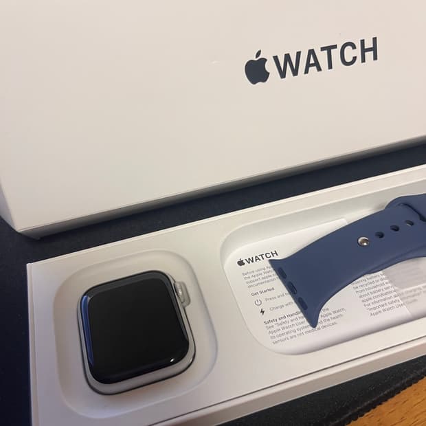 애플워치 SE2 40mm gps (배터리성능100프로)
