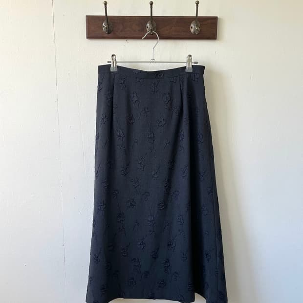 Retour 플라워 자수 스커트